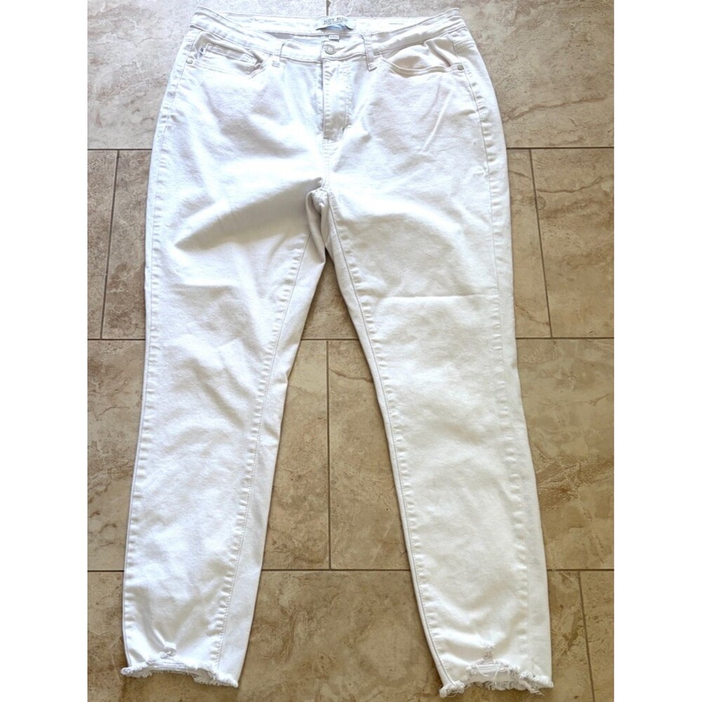 Judy Blue White Ankle Crop High-Rise Jeans -‎ Size XL